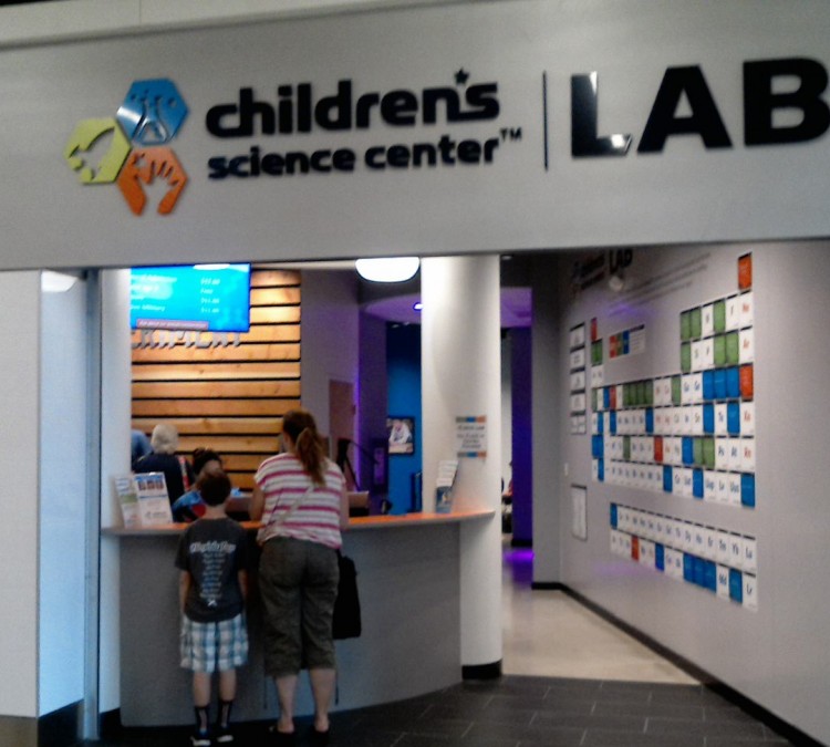 childrens-science-center-lab-photo